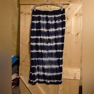 Gloria Vanderbilt M Blue and White Tie Dye Maxi Skirt